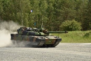 Francouzský hlavní bojový tank Leclerc S2