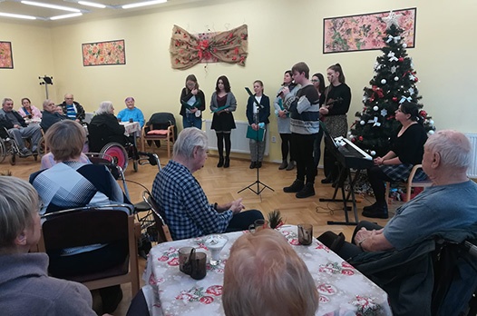 Vánoční zpívání v domově pro seniory ve Šluknově